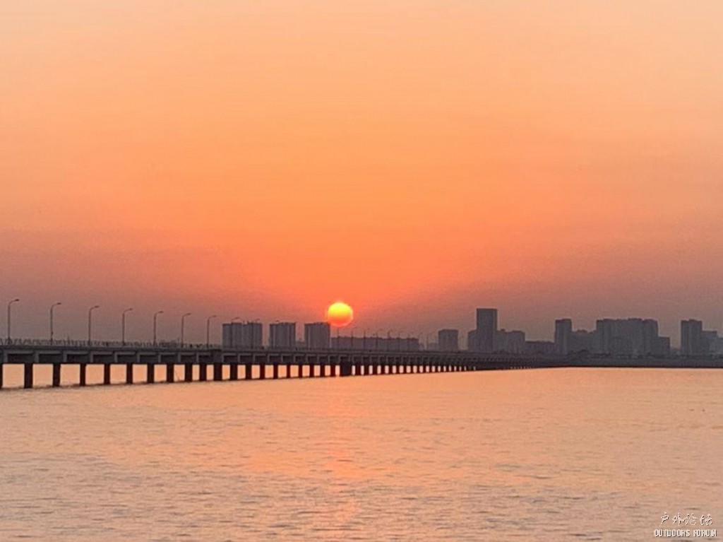 这是2024年最后的夕阳