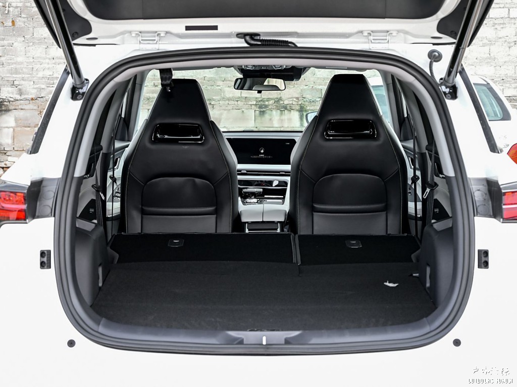 1400x1050_autohomecar__ChxkqWUUA0WAP0keACyLc3LpHWQ327.jpg